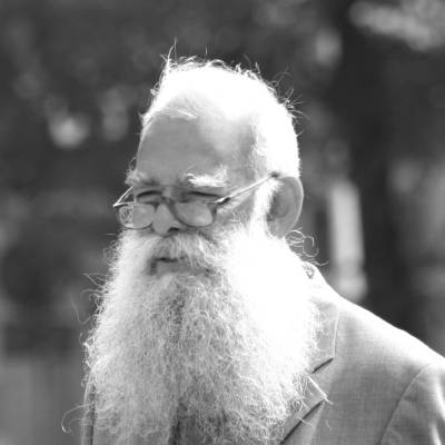 <p>Наибольший подтвержденный возраст человека?</p>