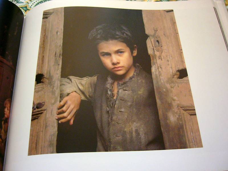 Книга: "«Парфюмер»: От книги к фильму (Подарочный иллюстрированный ...