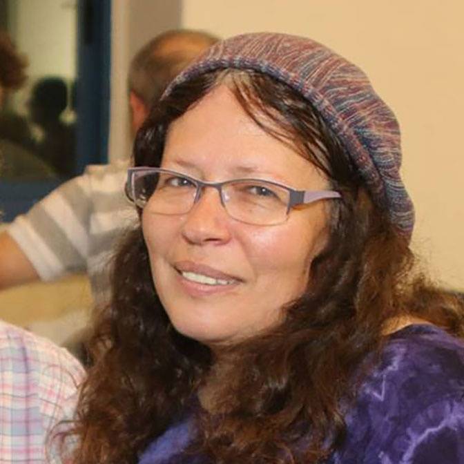 Ласковая антиутопия и мистический роман воспитания. С чем читать Ольгу Фикс