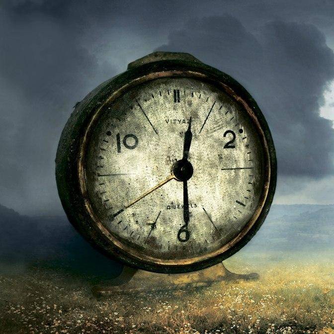 Нераскрытые убийства, вторжение нацистов и расследование в лесу. О майских детективах