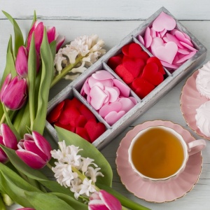 Это по любви. Празднуем весну и любовь с книгами «ХлебСоль»