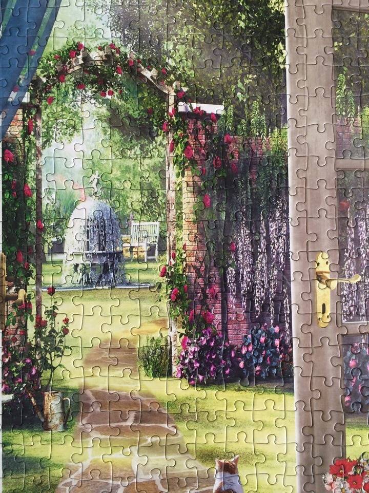Иллюстрация 11 из 14 для Puzzle-1000 "Вид на сад" (C-104079) | Лабиринт - игрушки. Источник: Rosie  Barbara