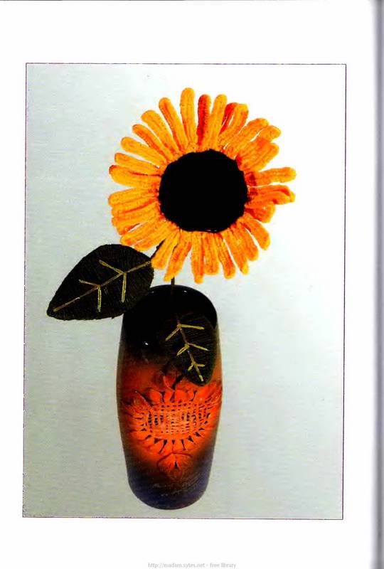 Иллюстрация 29 из 30 для Объемные цветы из шерстяных ниток. Новая техника - Жанна Шквыря | Лабиринт - книги. Источник: Ялина