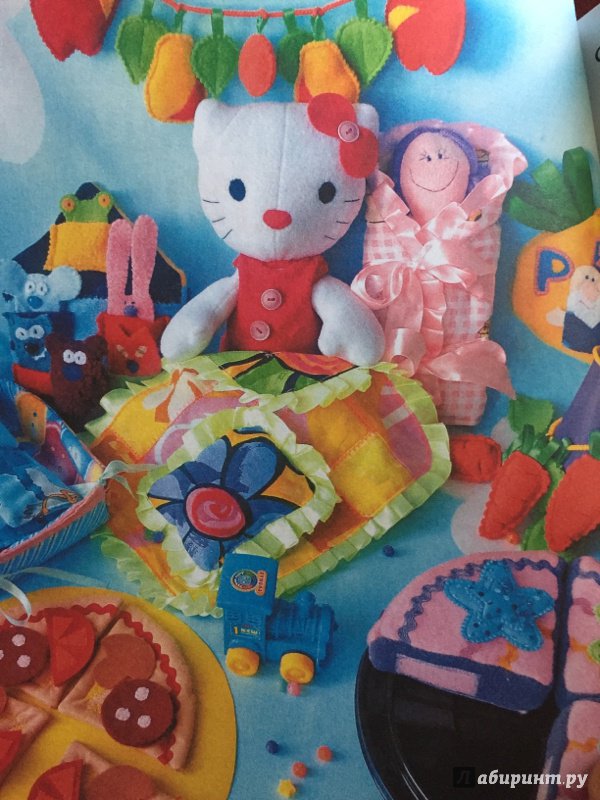 Иллюстрация 43 из 79 для Развивающие игрушки - Алена Тараненко | Лабиринт - книги. Источник: Корниенко  Татьяна Вадимовна