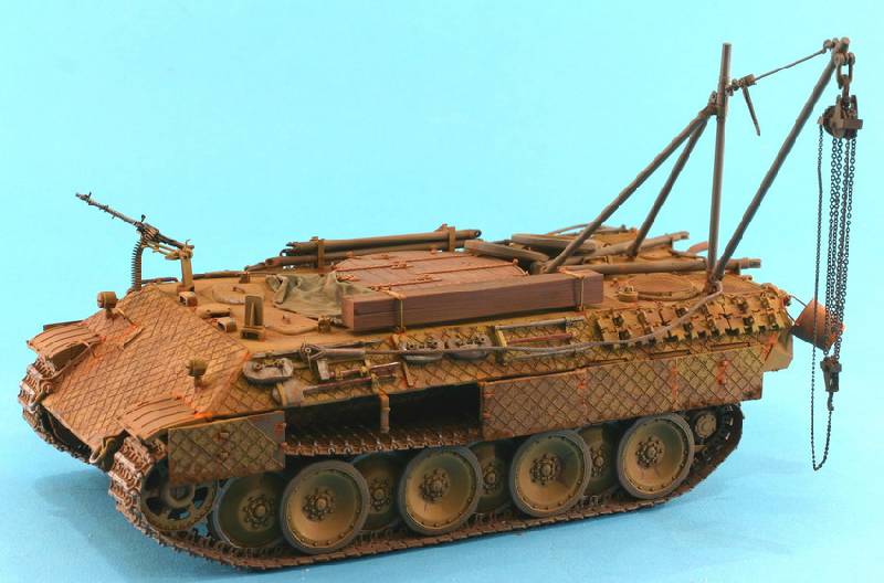 Иллюстрация 2 из 8 для Bergepanther with German Tank Crew (35342) | Лабиринт - игрушки. Источник: tat_skr