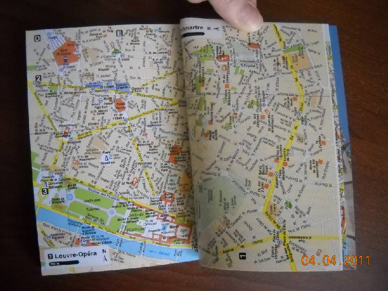 Иллюстрация 19 из 22 для Париж (+ карта) - Эндер, Эрве-Базен | Лабиринт - книги. Источник: стрелка