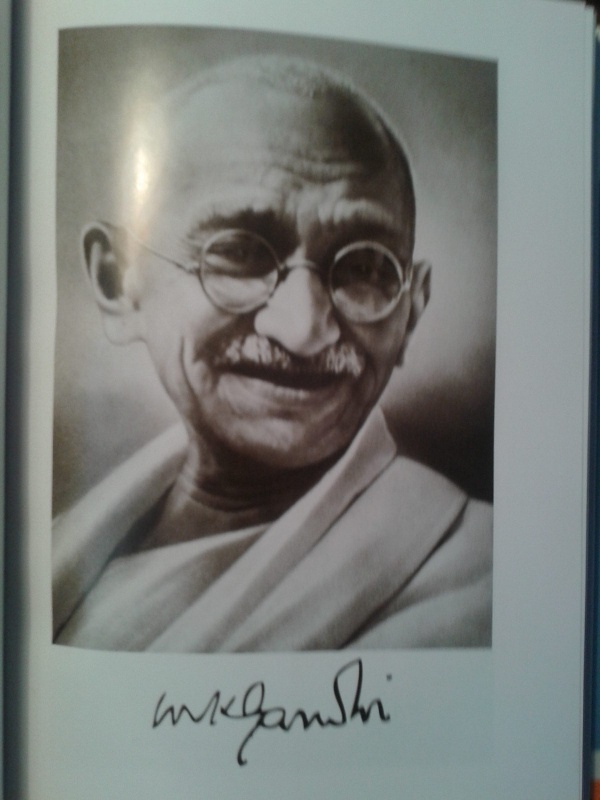 Иллюстрация 8 из 44 для Махатма Ганди - Кристина Жордис | Лабиринт - книги. Источник: Лекс