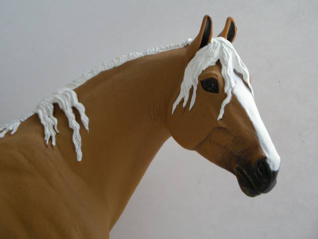 Иллюстрация 7 из 13 для Пегая лошадь с белой гривой (30034) | Лабиринт - игрушки. Источник: Морозова  Екатерина