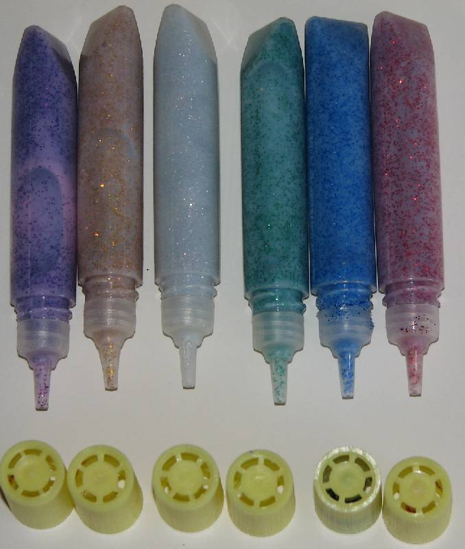 Иллюстрация 1 из 5 для Краски для ткани 6 цветов, с блестками (965510-21) | Лабиринт - игрушки. Источник: zingara