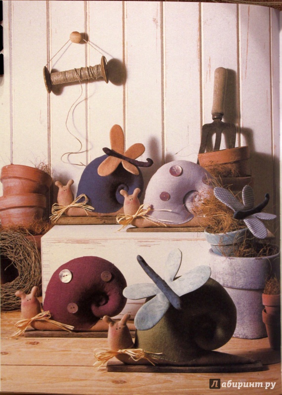 Иллюстрация 34 из 42 для Тильда: игрушки-тильды для дома и сада - Тоне Финнангер | Лабиринт - книги. Источник: E.B.