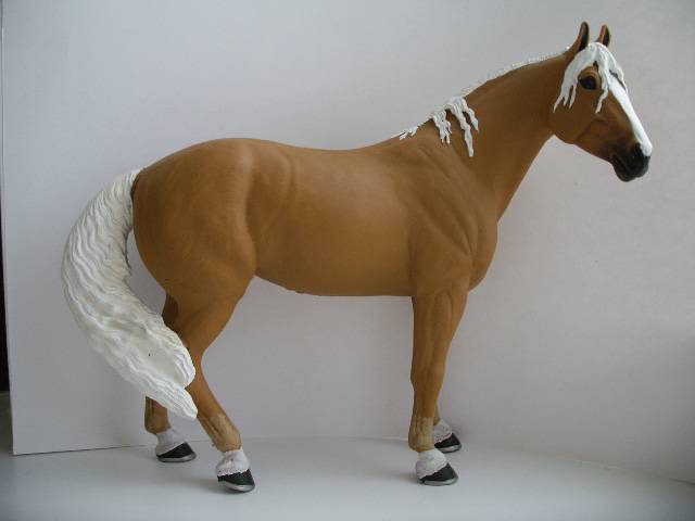 Иллюстрация 6 из 13 для Пегая лошадь с белой гривой (30034) | Лабиринт - игрушки. Источник: Морозова  Екатерина