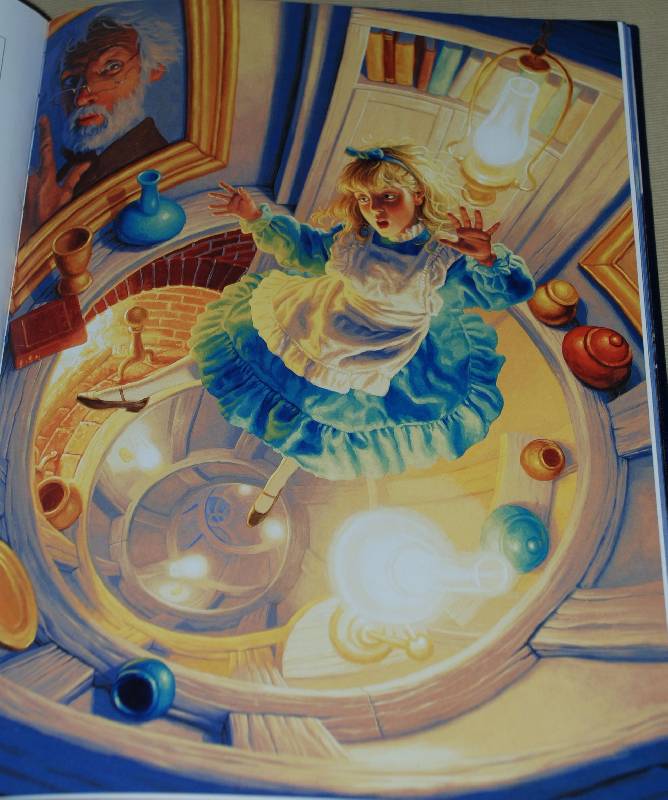 Иллюстрация 2 из 42 для Алиса в Стране Чудес - Льюис Кэрролл | Лабиринт - книги. Источник: МаRUSя