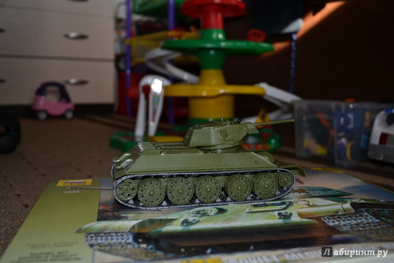 Иллюстрация 4 из 27 для Сборная модель "Советский средний танк Т-34/76 (обр. 1942)" (3535) | Лабиринт - игрушки. Источник: Макаровская  Дарья