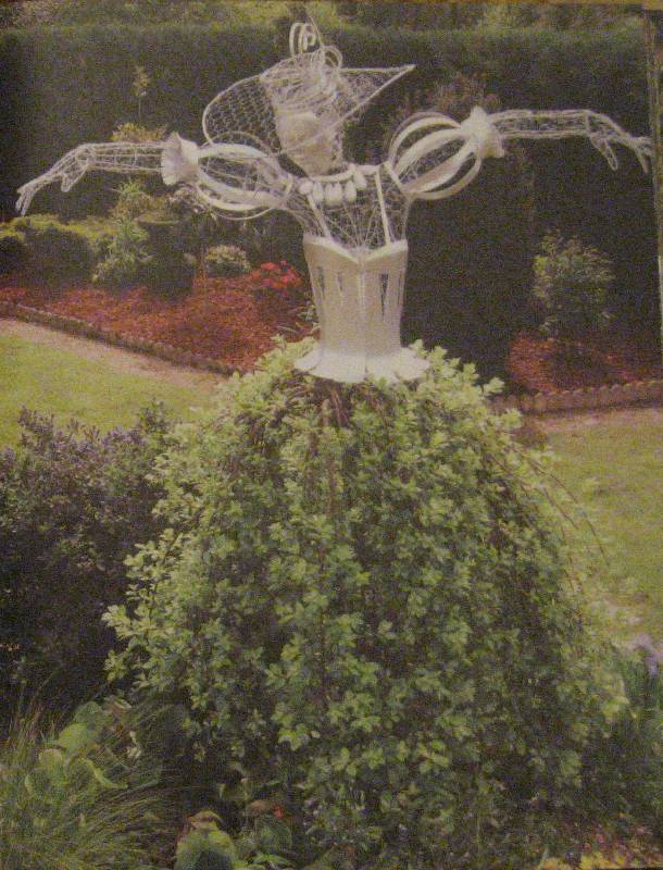 Иллюстрация 11 из 15 для 101 гениальная идея, как украсить сад, и еще миллион советов от знатоков | Лабиринт - книги. Источник: Флоренция