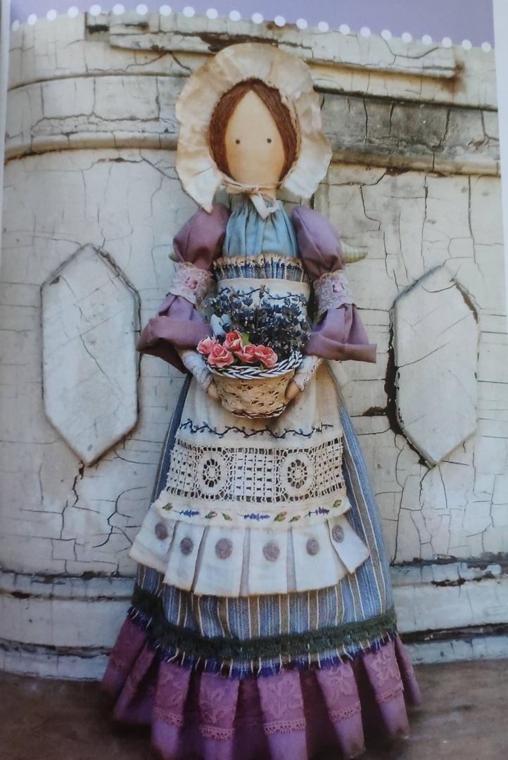 Иллюстрация 52 из 53 для Винтажные куклы из ткани - Каролина Рощенко | Лабиринт - книги. Источник: Katula