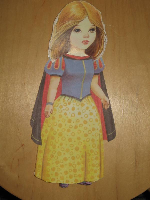 Иллюстрация 12 из 13 для Маленькие модницы. Полина | Лабиринт - книги. Источник: Читательница