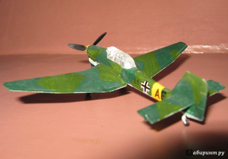 Иллюстрация 3 из 12 для Немецкий бомбардировщик Ju-87B2 (6123) | Лабиринт - игрушки. Источник: Лабиринт