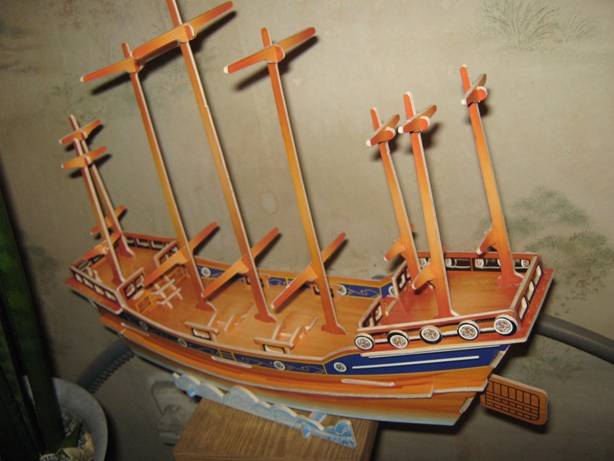 Иллюстрация 5 из 5 для Сборная деревянная модель "Парусник Династии Минь" (РС131) | Лабиринт - игрушки. Источник: Спанч Боб