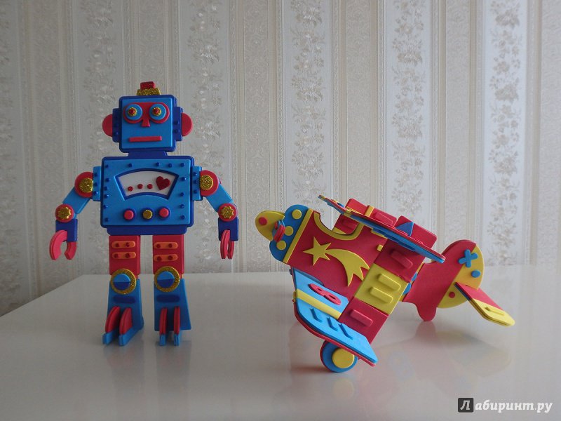 Иллюстрация 24 из 26 для Аппликация-конструктор 3D "Ретро-робот", 121 деталь (97007) | Лабиринт - игрушки. Источник: R.O.S.S.