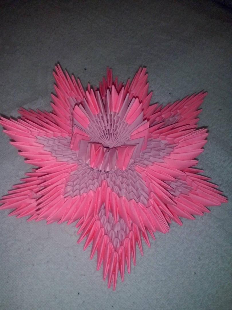 Иллюстрация 12 из 12 для Набор для творчества. Модульное оригами "Розовый лотос" | Лабиринт - игрушки. Источник: Лабиринт