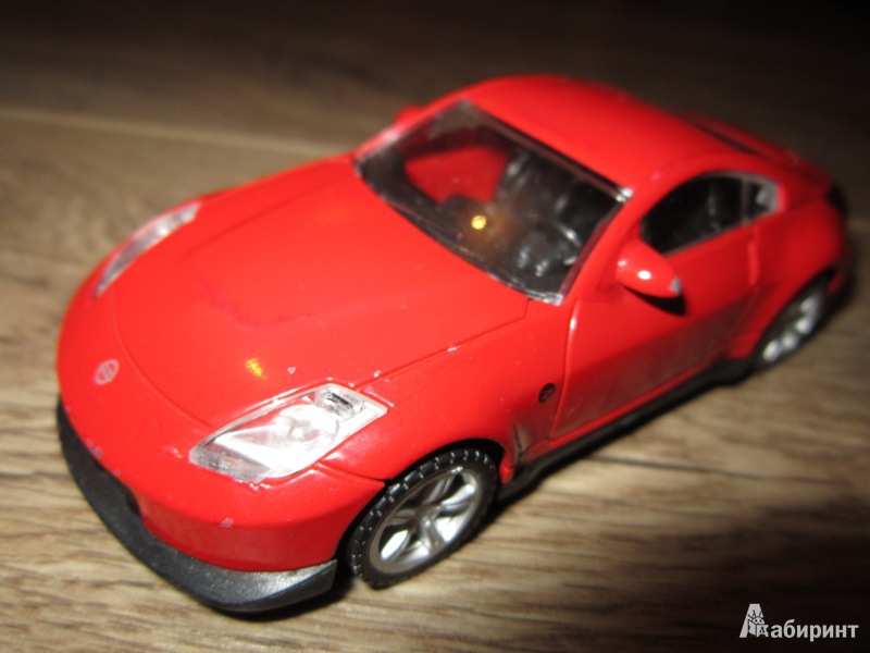 Иллюстрация 2 из 3 для Машина Nissan 350Z металлическая 1:43 (35600) | Лабиринт - игрушки. Источник: OWN