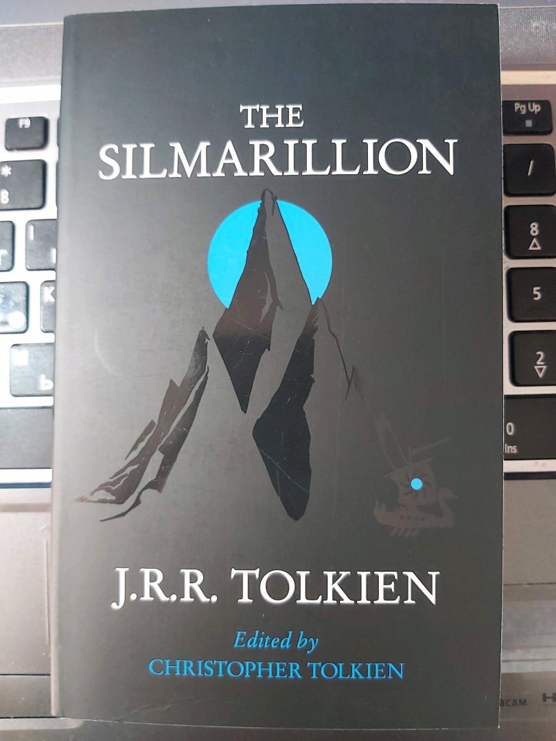Иллюстрация 20 из 24 для The Silmarillion - Tolkien John Ronald Reuel | Лабиринт - книги. Источник: Калугина  Людмила Алексеевна
