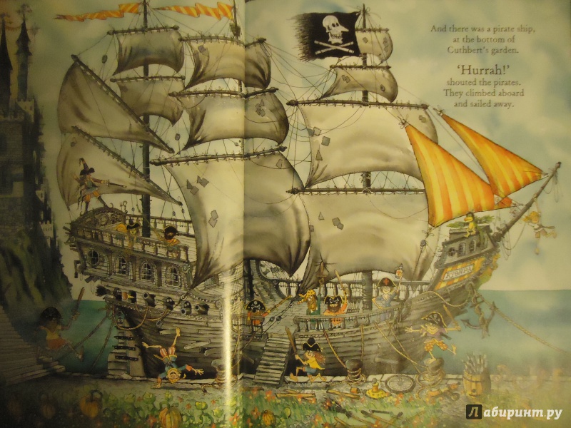 Иллюстрация 5 из 19 для Winnie's Pirate Adventure - Valerie Thomas | Лабиринт - книги. Источник: Р.  Анастасия