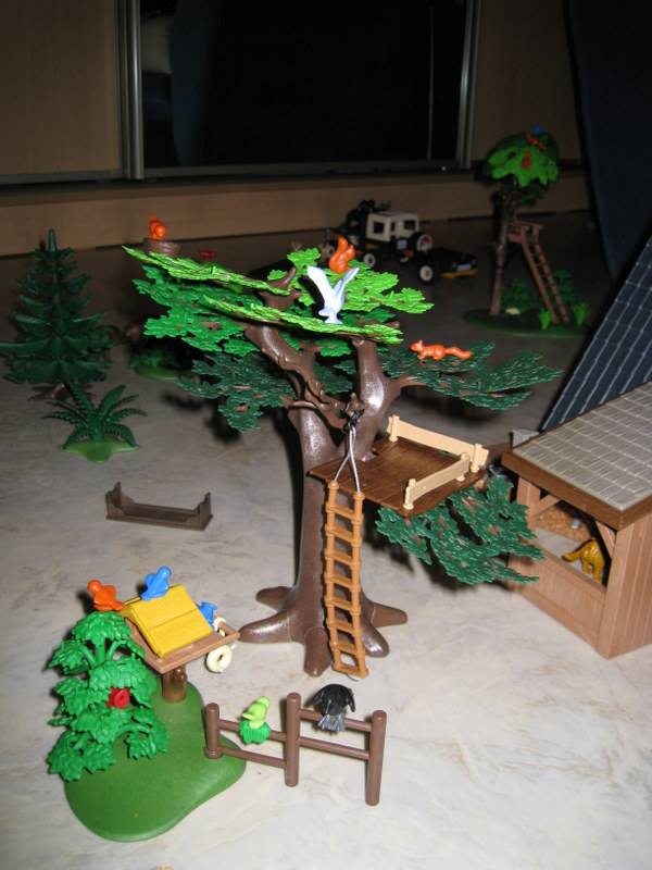Иллюстрация 24 из 25 для Лесной дом с кормушкой для молодняка (4207) | Лабиринт - игрушки. Источник: Алевита