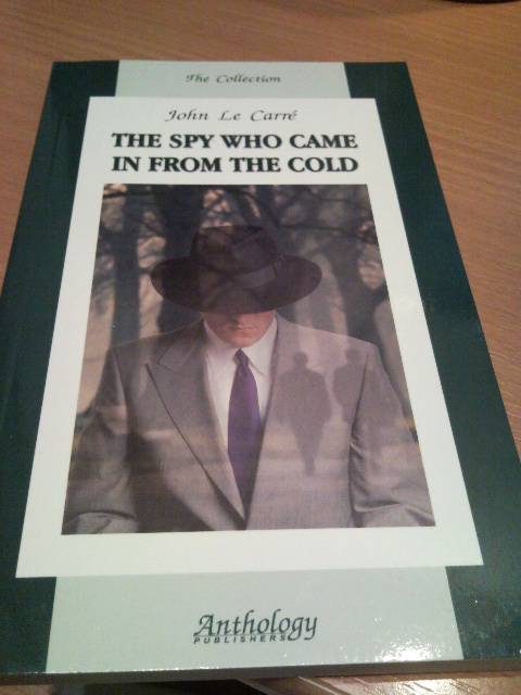 Иллюстрация 12 из 14 для The Spy Who Came in from The Cold - Carre Le | Лабиринт - книги. Источник: swallow_ann