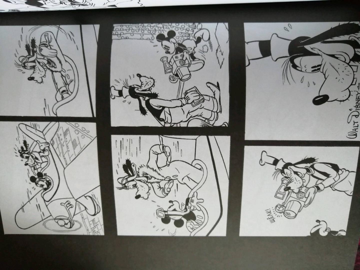 Иллюстрация 62 из 77 для Раскраска. Disney. Любимые герои. Микки, Дональд | Лабиринт - книги. Источник: Елена