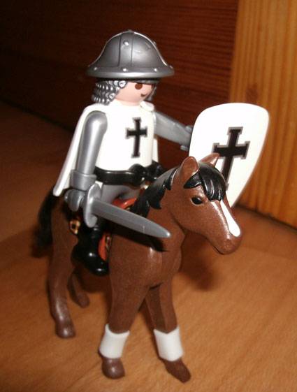 Иллюстрация 7 из 10 для Двойной набор "Французский рыцарь и крестоносец" (5825) | Лабиринт - игрушки. Источник: Ёжик
