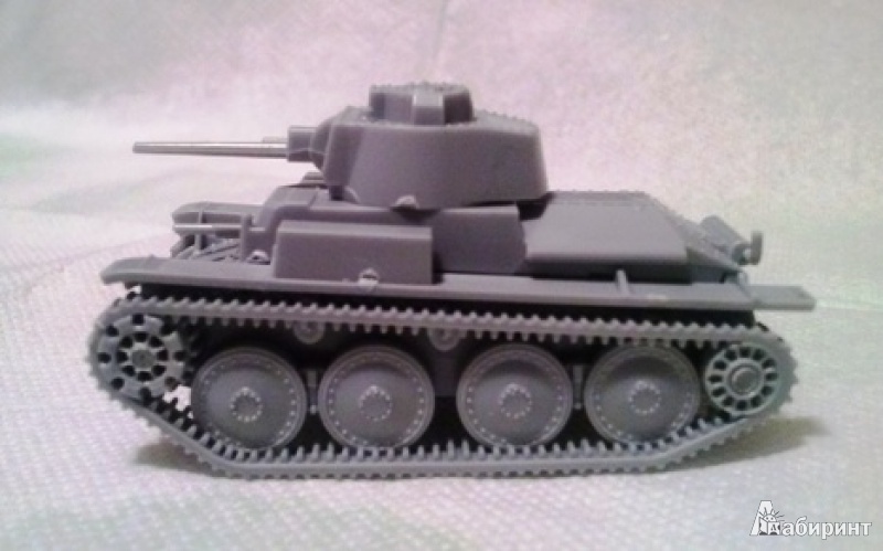 Иллюстрация 4 из 12 для Немецкий легкий танк Pz.Kpfw.38 (T) (6130) | Лабиринт - игрушки. Источник: Бельмас  Александр Анатольевич