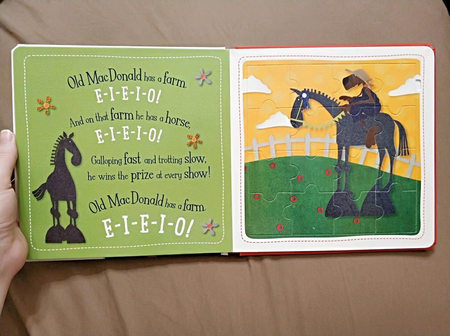 Иллюстрация 6 из 7 для Old Macdonald Had a Farm (Jigsaw board book) | Лабиринт - книги. Источник: Daria