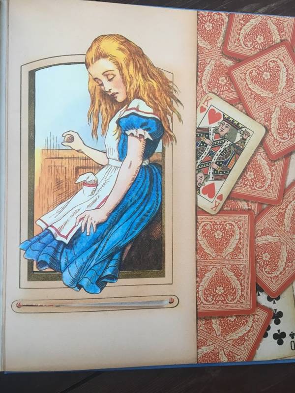 Иллюстрация 150 из 232 для Приключения Алисы в Стране Чудес - Льюис Кэрролл | Лабиринт - книги. Источник: Лабиринт