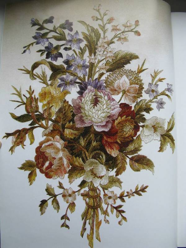 Иллюстрация 9 из 31 для Английская королевская школа вышивания - Салли Сандерс | Лабиринт - книги. Источник: lexus