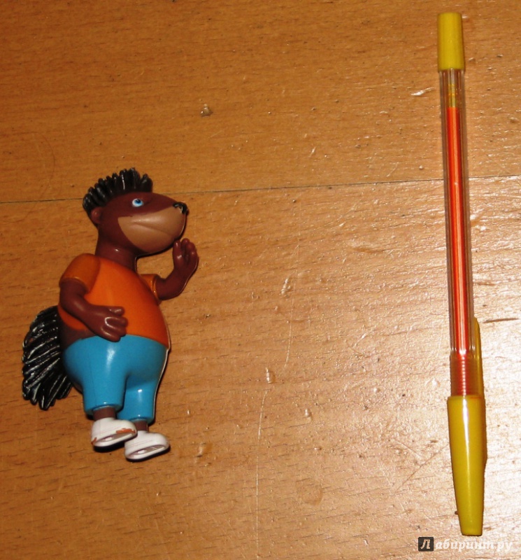 Иллюстрация 4 из 7 для Бабар. Фигурка дикобраз Манро, 8 см. (Т55809) | Лабиринт - игрушки. Источник: СветланаС