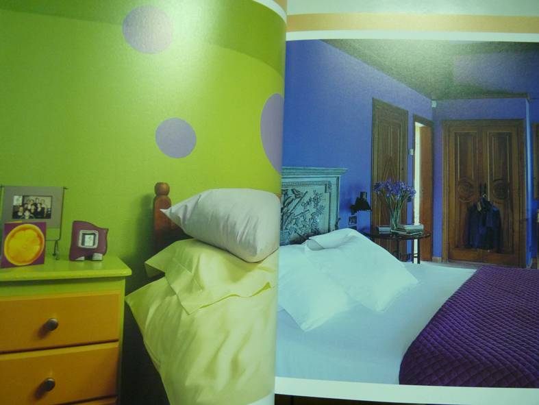 Иллюстрация 5 из 7 для 500 color ideas for Small Spaces - Daniela Quartino | Лабиринт - книги. Источник: Seleemales