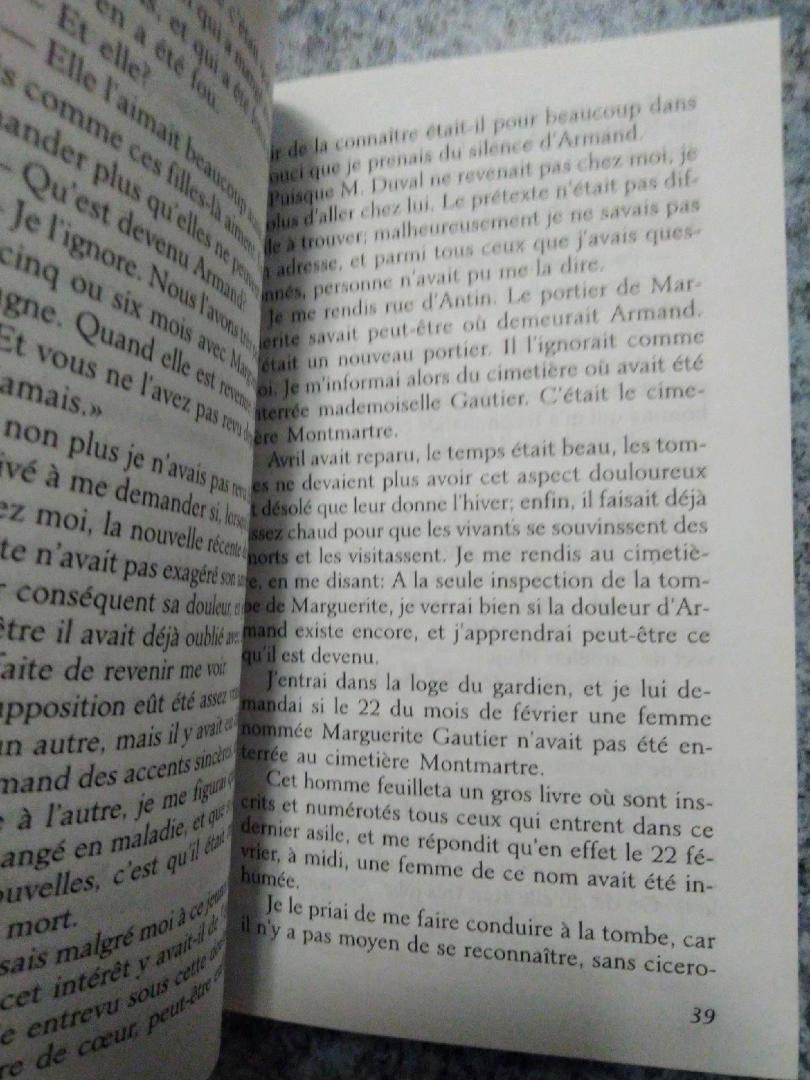 Иллюстрация 4 из 9 для La Dame Aux Camelias - Alexandre Dumas | Лабиринт - книги. Источник: blackbunny33