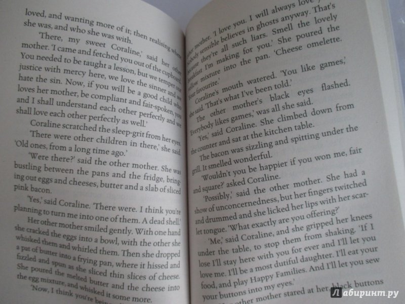 Иллюстрация 33 из 55 для Neil Gaiman & Chris Riddell 3-book Box Set - Neil Gaiman | Лабиринт - книги. Источник: Соня-А