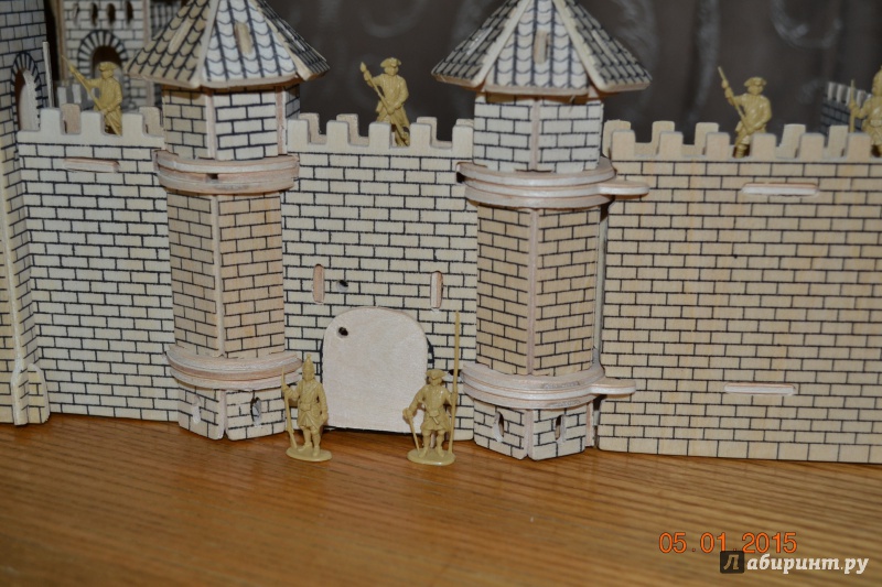 Иллюстрация 14 из 21 для Сборная деревянная модель Крепость принца | Лабиринт - игрушки. Источник: Белоус Марина