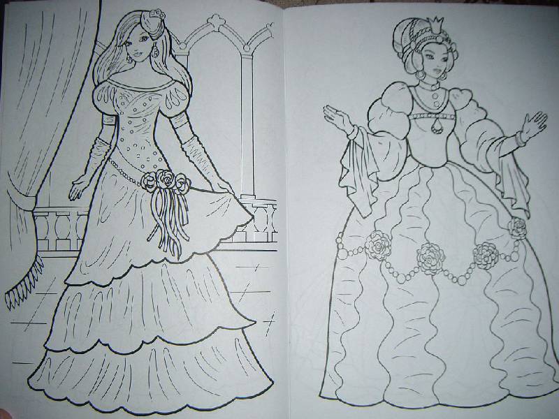Иллюстрация 3 из 6 для Раскраска: Сказочные принцессы | Лабиринт - книги. Источник: Iwolga