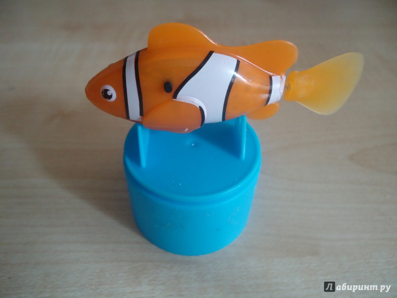 Иллюстрация 4 из 5 для РобоРыбка. Желтая рыбка "Клоун" (2501-4) | Лабиринт - игрушки. Источник: Кот_А