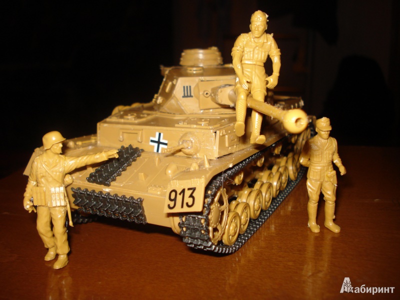 Иллюстрация 6 из 8 для Немецкий средний танк Т-IV (G) (3566) | Лабиринт - игрушки. Источник: Мишукова  Мария Александровна