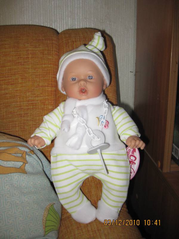 Иллюстрация 4 из 6 для Кукла младенец Нико в зеленом (33053) | Лабиринт - игрушки. Источник: Дунаева  Маргарита Владиславовна