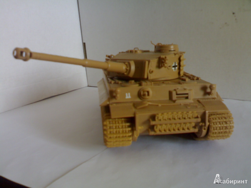 Иллюстрация 10 из 12 для Немецкий тяжелый танк Т-VI "Тигр" (3543) | Лабиринт - игрушки. Источник: Смирнов  Юрий Николаевич