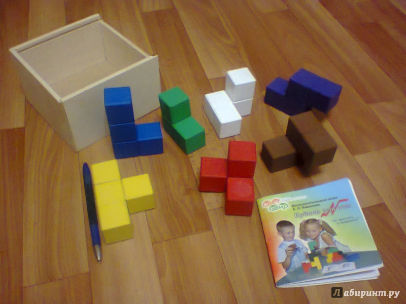 Игра кубиками названия. Игра кубики для всех. Кубики для всех логические кубики. Стойка из кубиков игра. Игра в кубики для детей 4-5.