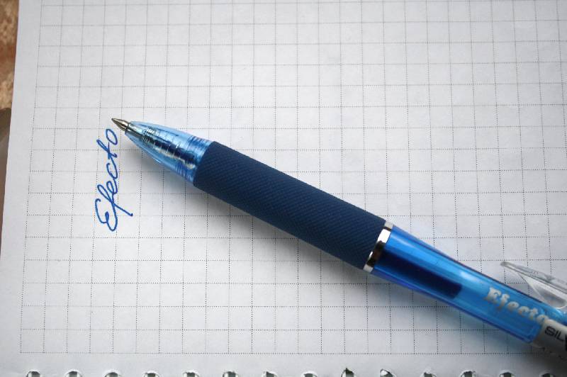 Иллюстрация 1 из 2 для Ручка гелевая автоматическая "Efecto" 0,5 мм, синяя (010087-02) | Лабиринт - канцтовы. Источник: aloevera