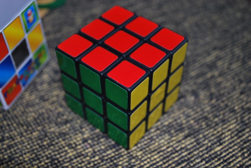 Иллюстрация 3 из 9 для Игрушка-головоломка: кубик (Т53701) | Лабиринт - игрушки. Источник: Журавлёва  Анна
