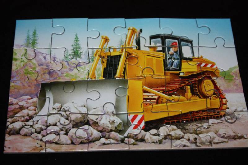 Иллюстрация 18 из 19 для Puzzle-24. MINI "Автотранспорт", в ассортименте (А-02405-ВМ) | Лабиринт - игрушки. Источник: Михайлова Алексия