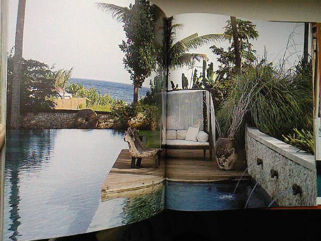 Иллюстрация 11 из 16 для Living in Bali - Anita Lococo | Лабиринт - книги. Источник: Турист